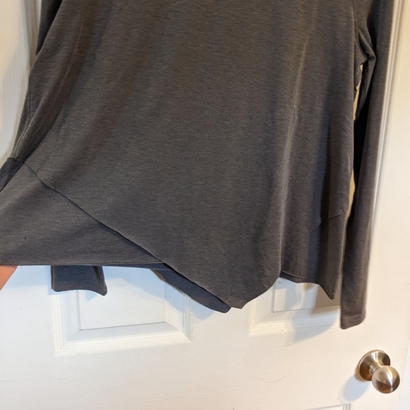 Lululemon Asymmetric Long Sleeve Top - Picture 4 of 5